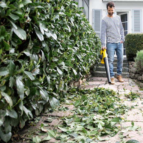 Karcher LBL 2 Battery Power Leaf Blower | 1.445-100.0 Karcher LBL 2 Battery Power Leaf Blower | 1.445-100.0